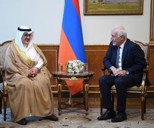 Վահագն Խաչատուրյանն ընդունել է Հայաստանում Քուվեյթի դեսպան Նաուաֆ Ալ Էնեզիին