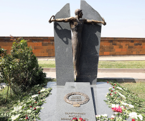 Yerevan Statue Marks First Anniversary of Gymnast Albert Azaryan's Death