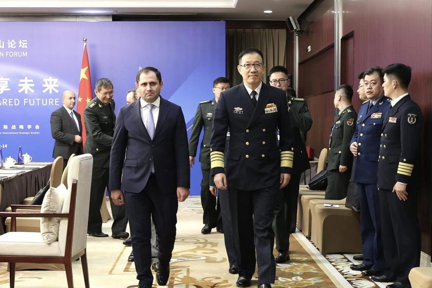 Armenian, Chinese Defense Ministers Discuss Expanded Cooperation