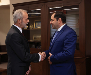 Սուրեն Պապիկյանն ընդունել է Հայաստանում Սլովակիայի արտակարգ և լիազոր դեսպանին