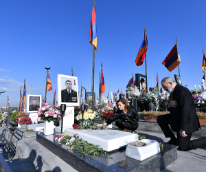 Pashinyan Commemorates 2020 Artsakh War Anniversary