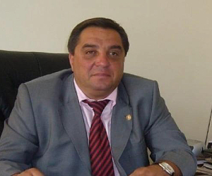 Ստեփանավանի նախկին քաղաքապետը, կինն ու զավակները հրավիրվել են ապօրինի ծագում ունեցող գույքի բռնագանձման գործերով վարչություն