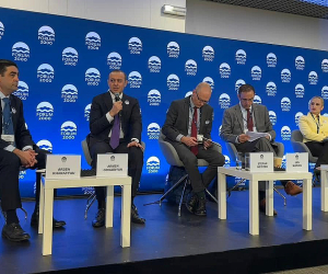 ԱԽ քարտուղար Արմեն Գրիգորյանը Պրահայում մասնակցել է «Ֆորում 2000» կոնֆերանսին