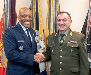 Armenian Deputy Defense Minister, U.S. Joint Chiefs of Staff Chairman Meet