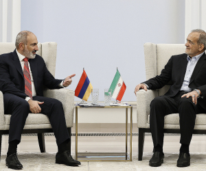 Կազանում հանդիպել են Նիկոլ Փաշինյանը և Մասուդ Փեզեշքիանը