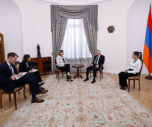 Փոխվարչապետ Մհեր Գրիգորյանն ընդունել է ԱՄՆ դեսպանին