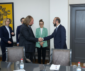 Armenian Foreign Minister, German Bundestag Official Discuss Bolstering Relations