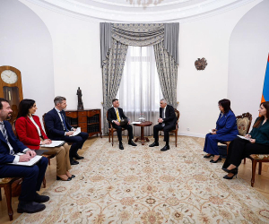 Փոխվարչապետ Մհեր Գրիգորյանն ընդունել է Ասիական զարգացման բանկի հայաստանյան մշտական առաքելության տնօրենին