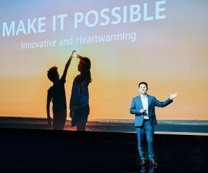 Компания Huawei представила новый складной смартфон и другие флагманские устройства на презентации в Дубае