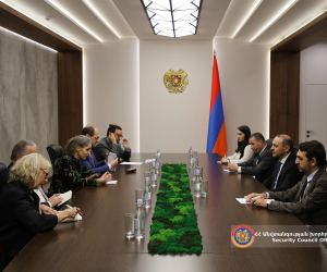 ԱԽ քարտուղարն ընդունել է ԵՄ հատուկ ներկայացուցիչ Մագդալենա Գրոնոյին