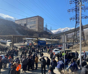 ԶՊՄԿ-ի գործադուլավորները պնդում են, որ քաղաքական ուժերի հետ կապ չունեն, եւ սպառնալիքների լեզվով հարցը չի լուծվելու