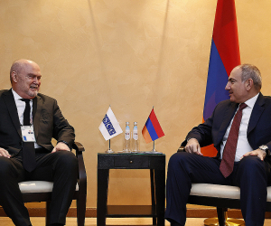 Премьер-министр Пашинян провел встречу с генеральным секретарем ОБСЕ