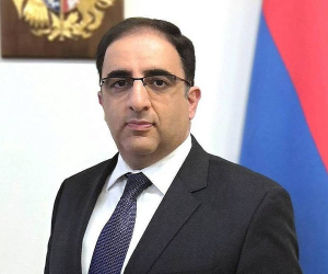 Անդրանիկ Հովհաննիսյանը, համատեղության կարգով, նշանակվել է Սլովակիայում ՀՀ դեսպան