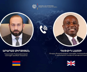 Արարատ Միրզոյանը հեռախոսազրույց է ունեցել Միացյալ Թագավորության արտաքին, համագործակցության և զարգացման հարցերով պետքարտուղարի հետ