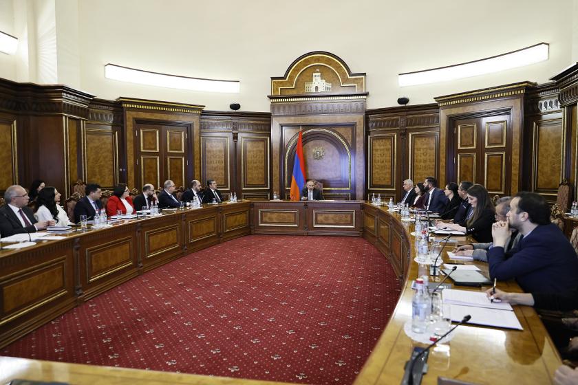 Под председательством премьер-министра обсуждены работы в сфере предотвращения коррупции