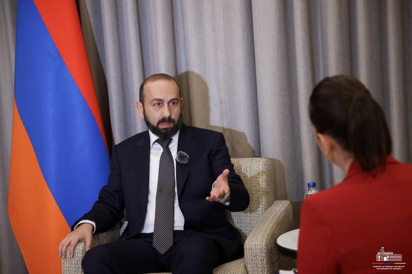Armenian Minister to Turkish TV: 'Yerevan in Intense Dialog with Ankara'