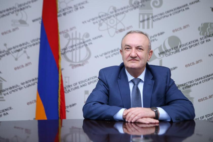 Վահրամ Դումանյանը նշանակվել է վարչապետի խորհրդական