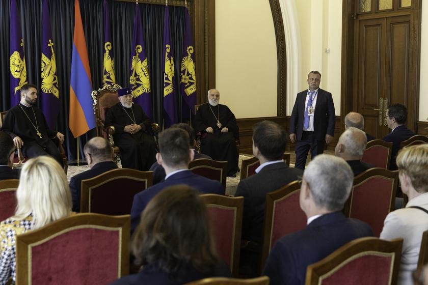 Ամենայն Հայոց Կաթողիկոսն ընդունել է Դատավորների եվրոպական միության տարեկան համաժողովի մասնակիցներին