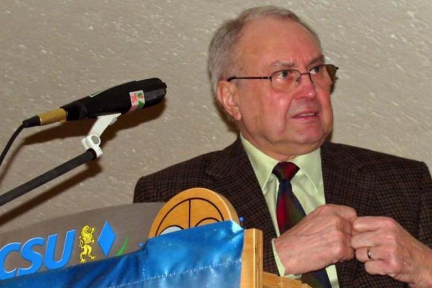 Former German MP Affirms Indictment Accusing Him of Taking Bribes from Azerbaijan
