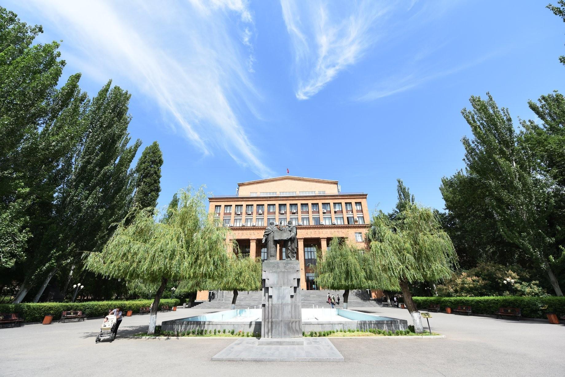 Հանրային բուհերն ու գիտական կազմակերպությունները կարող են ղեկավարել միայն մինչեւ 65 տարեկան անձինք