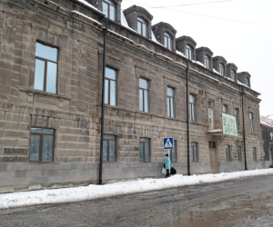 Դրամփյանների ժառանգներից խլված շենքի պատկանելությունը կրկին վիճարկվում է դատարանում