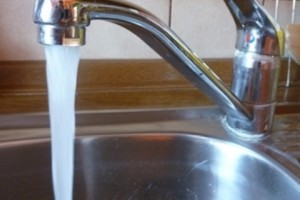 2012 թ. սկզբին Կարմիր Շուկայի 1050 բնակիչները կապահովվեն կանոնավոր ջրամատակարարմամբ