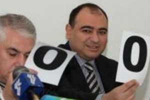 «Առավոտ». Դրվատանք և քննադատություն