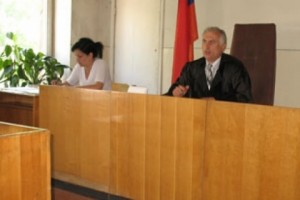 Գորիսի դատարանի շենքը կառուցող շինարարները աշխատավարձ ստանալու համար 
դիմել են դատարան