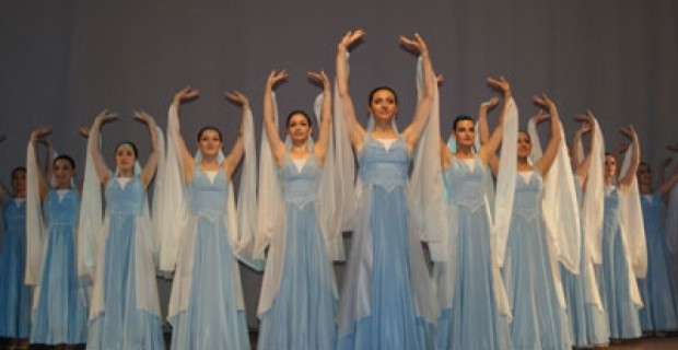 Հայկական քոչարին` Սանկտ-Պետերբուրգում
