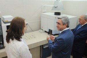 Նախագահն այցելել է Արարատի ոսկու արդյունահանման ֆաբրիկա
