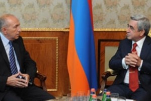 Президент РА принял мэра Лиона