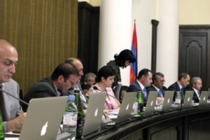 Будут отреставрированы еще две фрески Минаса Аветисяна