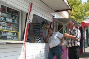 City Continues Plan to Dismantle "Illegal" Street Kiosks