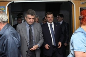 Կարեն Կարապետյանը՝ մետրոյում