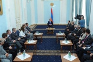 Սերժ Սարգսյանը ընդունել է «Բարձրագույն կրթության ֆինանսավորում» 
համաժողովի մասնակիցներին