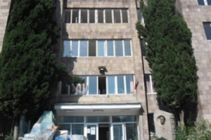 Բարոյական տեռորը եւ «ընտանեկան կապալը»՝ Իջեւանի պետական քոլեջում