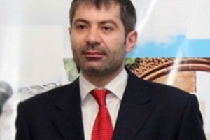 Մրցունակ գիտության կայացմանը միտված առաջարկներ` Արման Խաչատուրյանին