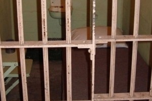 “Мы будем вынуждены наносить удары по режиму Саакашвили”