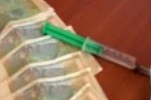 6 անձ դատապարտվել է՝ առանձնապես խոշոր չափերի թմրամիջոց ապօրինի իրացնելու 
համար
