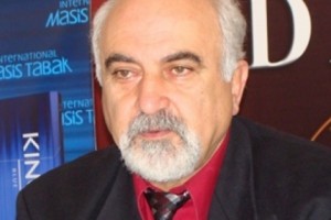 С развалом коалиции ничего не изменится, считает Паруйр Айрикян