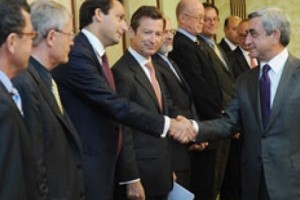 Նախագահն ընդունել է ՎԶԵԲ տնօրենների խորհրդի պատվիրակությանը