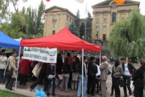 В Национальном Собрании царили радость и оживление