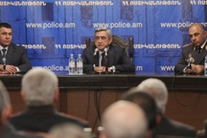 Алик Саргсян поздравил Владимира Гаспаряна