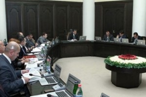 2 մլն դրամ` պտտահողմից վնասված Չարենցավանի դպրոցի տանիքի համար