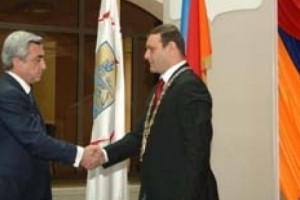 Սերժ Սարգսյանը մասնակցել է նորընտիր քաղաքապետի երդմնակալությանը
