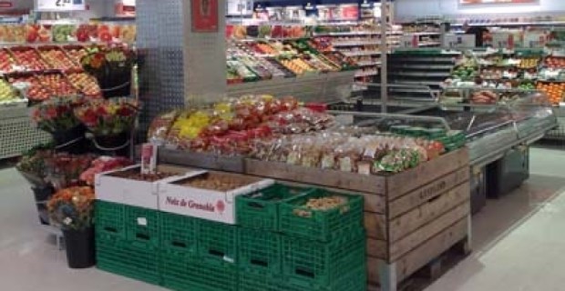 Կողոպուտ՝ մթերային խանութում