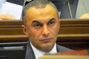 Депутат без биографии?