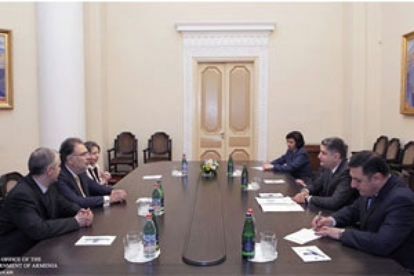 Վարչապետն ընդունել է Հունաստանի դեսպանին