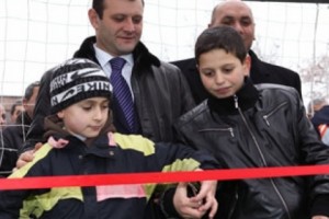 Նոր-Նորքում բացվել է ֆուտբոլի մինի խաղադաշտ