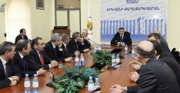 Տարոն Մարգարյանը հանդիպել է Հայաստանի արդյունաբերողների և գործարարների 
միության անդամների հետ